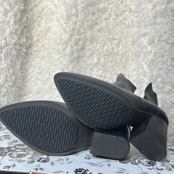 Kelsi Dagger Brooklyn Leather Ankle Booties - Picture 2 of 6